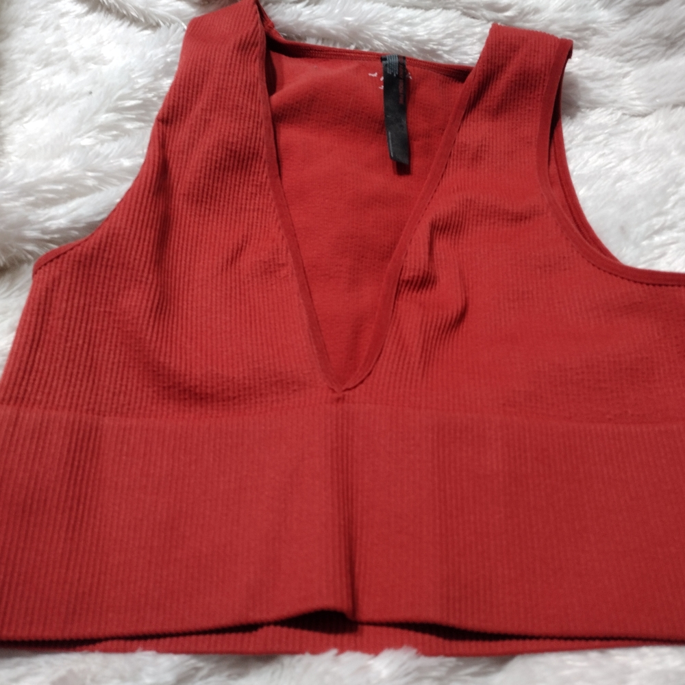 Out From Under Hailey Plunge Seamless Crop Tank/ XL/ Info/ Urban Outfitters